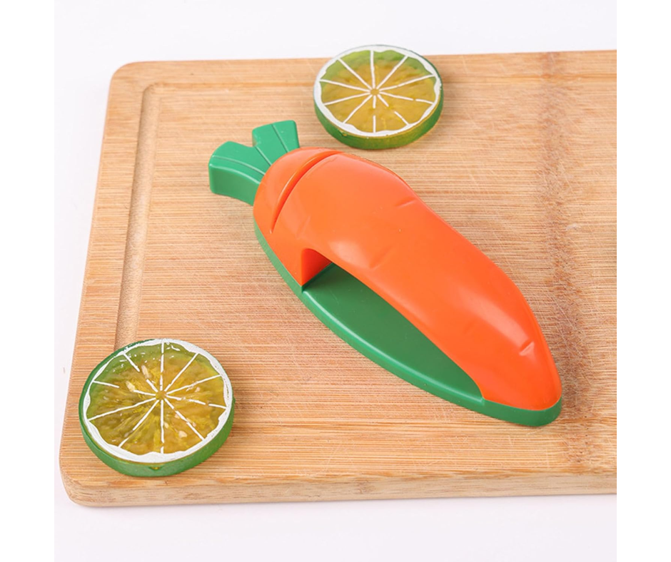 AFILADOR DE CUCHILLOS EN FORMA DE ZANAHORIA